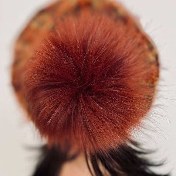 Hand Knits 2 Love Slouch Beanie Hat Cap Faux Fur Pom Pom Rustic Boho Designer main image 8